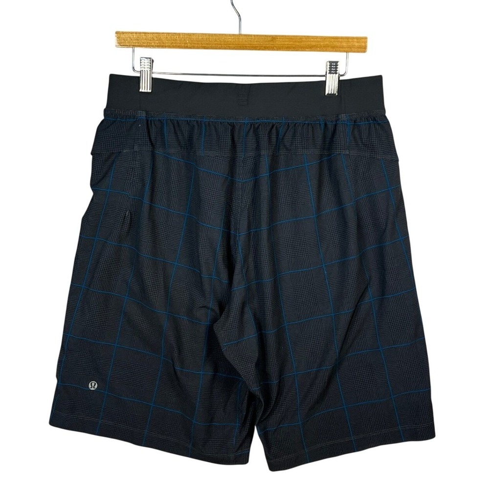 Lululemon Mens Training Shorts Plaid Athletic‎ Gym Running Workout